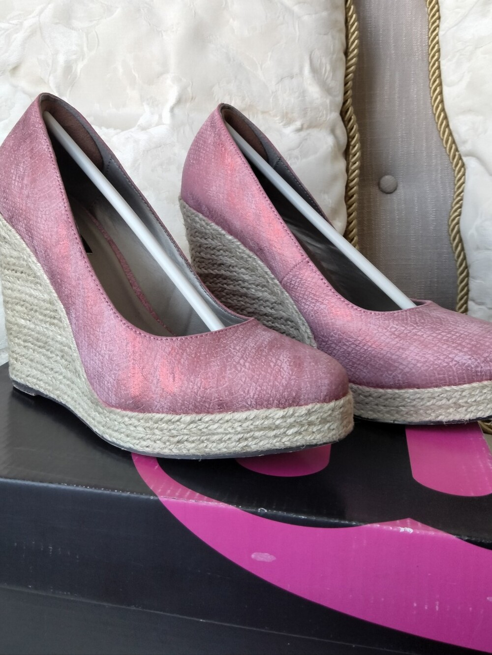 Michael Antonio Size 8 Red Wedge Espadrille Pumps